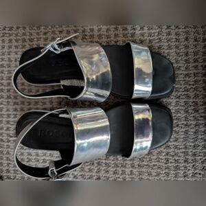 AEROSOLES Silver Metallic Sandals